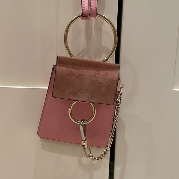 Chloe Faye crossbody pink bag - Picture 14 of 14
